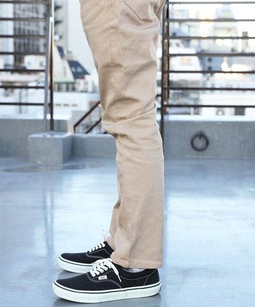 ８(eight)（エイト）の「ストレッチスキニーサルエルパンツ（チノパンツ・メンズ・ブラック/チャコールグレー/カーキ/ネイビー/ベージュ/ワイン・X-LARGE/LARGE/MEDIUM）」の11枚目の写真