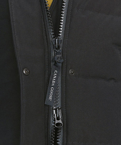 CANADA GOOSE（カナダグース）の「＜CANADA GOOSE（カナダグース）＞SHELBURNE PARKA ダウンジャケット¨：（ダウンジャケット/コート・レディース・ブラック/ネイビー・SMALL/MEDIUM）」の20枚目の写真