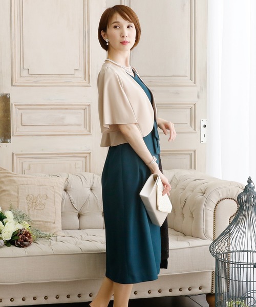 PourVous(プールヴー)の「フレア スリーブ ボレロ 結婚式対応 オケージョン (ノーカラージャケット・レディース・ブラック/ベージュ/グレー・M)」の18枚目の写真