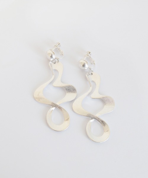 Marient（マリエント）の「カーブイヤリング（イヤリング・レディース・ゴールド/シルバー・FREE）」の5枚目の写真