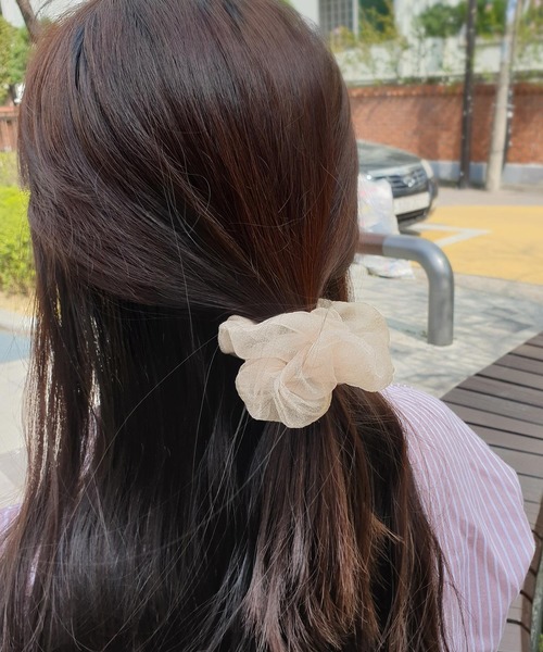 minia（ミニア）の「シュシュ [minia]　≪2020SS新作≫（ヘアゴム・レディース・F/N/C/K/A/I/E/M/B/J/G/O/D/L/H・FREE）」の2枚目の写真