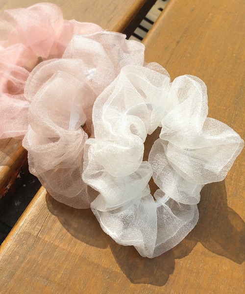 minia（ミニア）の「シュシュ [minia]　≪2020SS新作≫（ヘアゴム・レディース・F/N/C/K/A/I/E/M/B/J/G/O/D/L/H・FREE）」の3枚目の写真