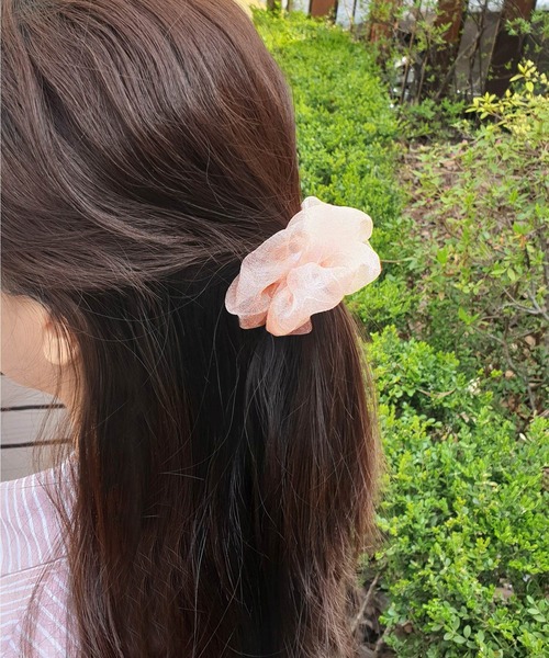 minia（ミニア）の「シュシュ [minia]　≪2020SS新作≫（ヘアゴム・レディース・F/N/C/K/A/I/E/M/B/J/G/O/D/L/H・FREE）」の4枚目の写真