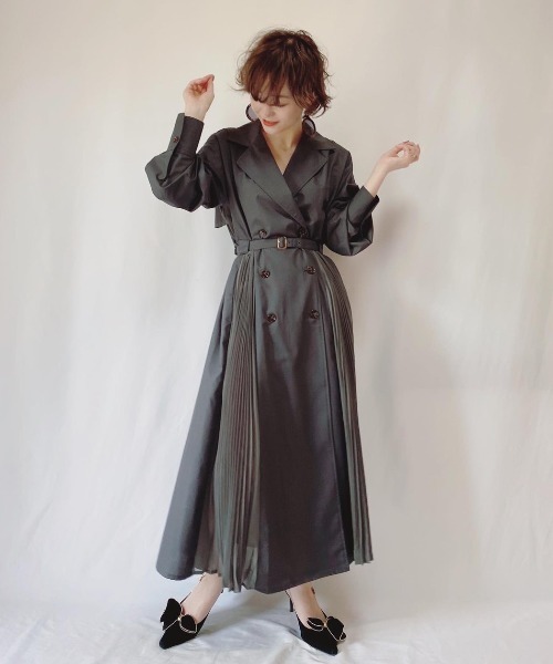 yukichi.（ユキチ）の「accordion trench one-piece coat【yukichi.】（トレンチコート・レディース・チャコールグレー/オリーブ・FREE）」の9枚目の写真