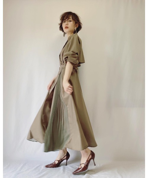yukichi.（ユキチ）の「accordion trench one-piece coat【yukichi.】（トレンチコート・レディース・チャコールグレー/オリーブ・FREE）」の19枚目の写真