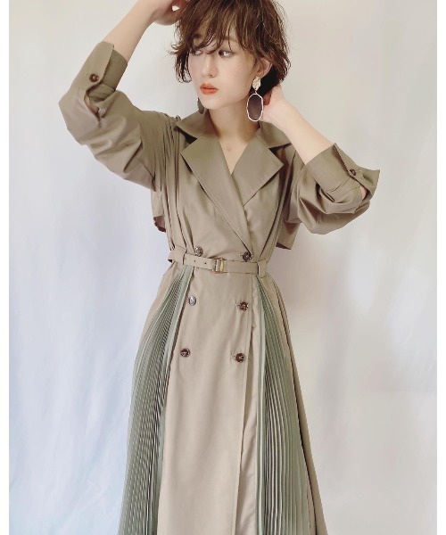 yukichi.（ユキチ）の「accordion trench one-piece coat【yukichi.】（トレンチコート・レディース・チャコールグレー/オリーブ・FREE）」の5枚目の写真