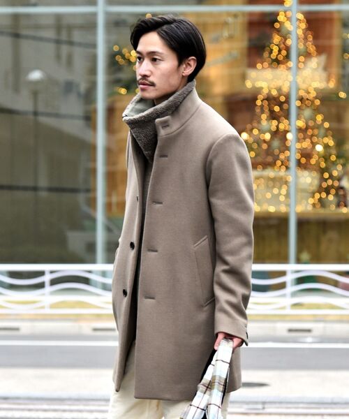 SHIPS（シップス）の「SHIPS: スーパー120'S EX FINE WOOL 反染め メルトン スタンドカラー コート（ステンカラーコート・メンズ・カーキ・SMALL/MEDIUM/LARGE/X-LARGE）」の20枚目の写真