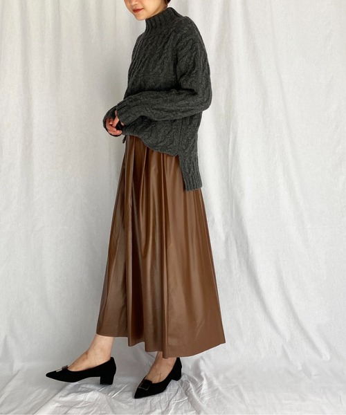 PICCIN（ピッチン）の「フェイクレザーロングスカート（スカート・レディース・ブラック/ブラウン・M）」の9枚目の写真