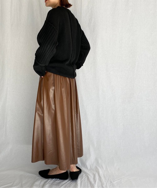 PICCIN（ピッチン）の「フェイクレザーロングスカート（スカート・レディース・ブラック/ブラウン・M）」の16枚目の写真