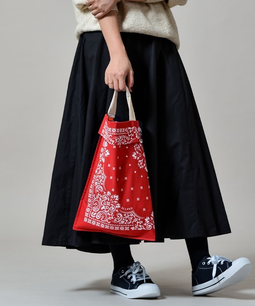 ALLAND（オルランド）の「ALLAND/オルランド バンダナ柄エコバッグ BANDANA BAG（エコバッグ/サブバッグ・メンズ・ブラック×ホワイト/ブラック系その他/ブラウン系その他/ブルー系その他/ブルー系その他2/ブルー系その他3・FREE）」の8枚目の写真