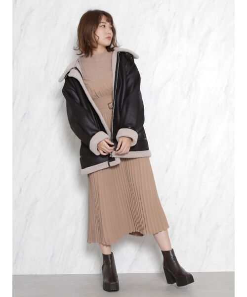 dazzlin（ダズリン）の「レザーライクボアブルゾン（ブルゾン・レディース・ブラック/ブラウン・FREE）」の14枚目の写真