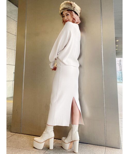 GYDA(ジェイダ)の「スリットタイトスカート(スカート・レディース・ブラック/ベージュ/オフホワイト・FREE)」の6枚目の写真