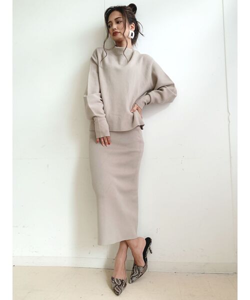 GYDA(ジェイダ)の「スリットタイトスカート(スカート・レディース・ブラック/ベージュ/オフホワイト・FREE)」の12枚目の写真