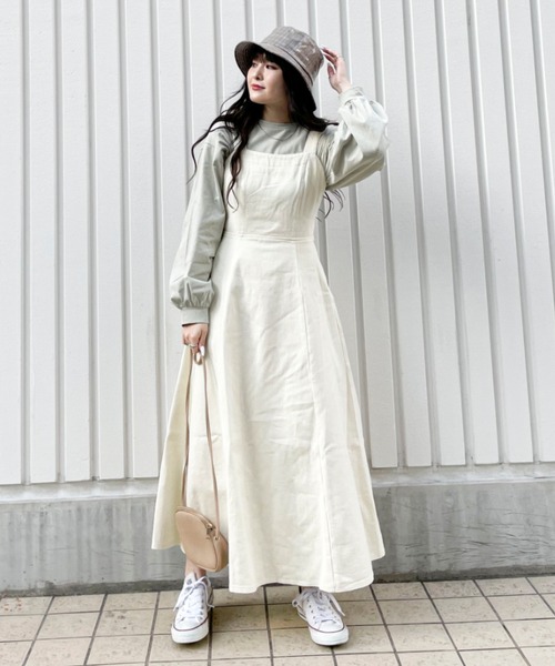 EPIMI E'PIMMY（エピミエピミー）の「バックデザインフレアデニムジャンスカ（ジャンパースカート・レディース・オフホワイト/ブラック/ネイビー・MEDIUM）」の15枚目の写真