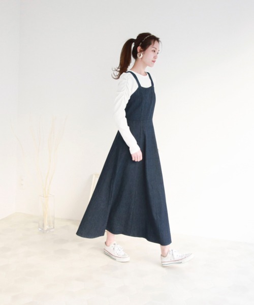 EPIMI E'PIMMY（エピミエピミー）の「バックデザインフレアデニムジャンスカ（ジャンパースカート・レディース・オフホワイト/ブラック/ネイビー・MEDIUM）」の19枚目の写真