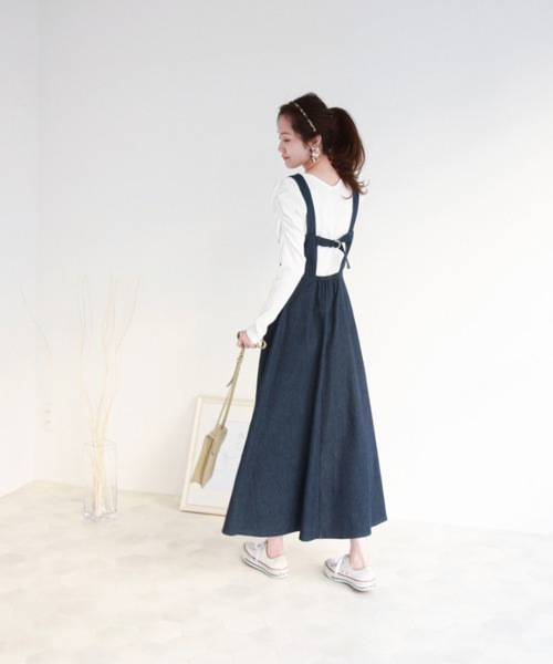 EPIMI E'PIMMY（エピミエピミー）の「バックデザインフレアデニムジャンスカ（ジャンパースカート・レディース・オフホワイト/ブラック/ネイビー・MEDIUM）」の20枚目の写真