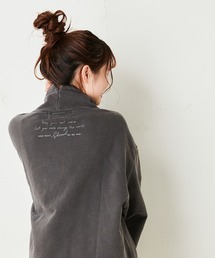 裏毛ロゴプリントハイネックプルオーバー