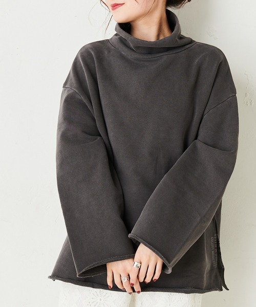PUAL CE CIN(ピュアルセシン)の「裏毛ロゴプリントハイネックプルオーバー(Tシャツ/カットソー・レディース・ナチュラル/チャコールグレー・FREE)」の10枚目の写真