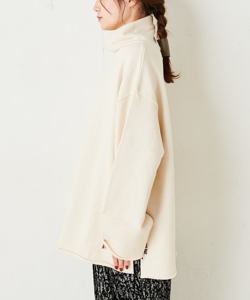 PUAL CE CIN(ピュアルセシン)の「裏毛ロゴプリントハイネックプルオーバー(Tシャツ/カットソー・レディース・ナチュラル/チャコールグレー・FREE)」の17枚目の写真