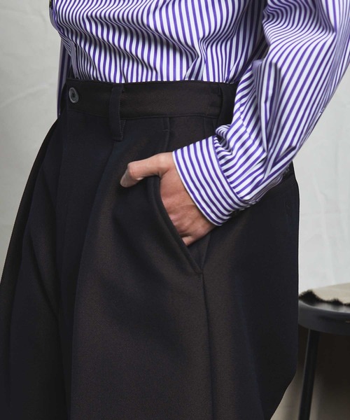 MAISON SPECIAL（メゾンスペシャル）の「《ユニセックスアイテム》ウールツイルワンタックイージーワイドパンツ 【MAISON SPECIAL/メゾンスペシャル】■セットアップ対応■（スラックス・メンズ・ブラック/グレー/グリーン・1/2/0）」の11枚目の写真