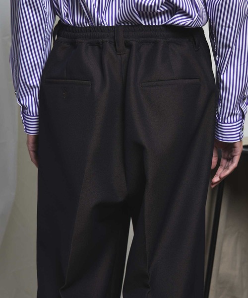 MAISON SPECIAL（メゾンスペシャル）の「《ユニセックスアイテム》ウールツイルワンタックイージーワイドパンツ 【MAISON SPECIAL/メゾンスペシャル】■セットアップ対応■（スラックス・メンズ・ブラック/グレー/グリーン・1/2/0）」の12枚目の写真