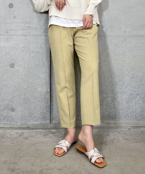 fredy emue（フレディエミュ）の「[新色追加]ストレッチツイルテーパードパンツ（その他パンツ・レディース・ブラック/ピンク/ネイビー/イエロー/ベージュ/ダークブラウン/グリーン系その他・36/40/34/38）」の6枚目の写真