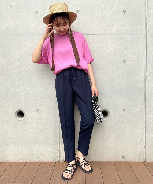 fredy emue（フレディエミュ）の「[新色追加]ストレッチツイルテーパードパンツ（その他パンツ・レディース・ブラック/ピンク/ネイビー/イエロー/ベージュ/ダークブラウン/グリーン系その他・36/40/34/38）」の14枚目の写真