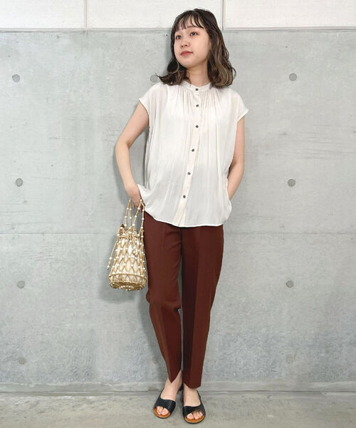 fredy emue（フレディエミュ）の「[新色追加]ストレッチツイルテーパードパンツ（その他パンツ・レディース・ブラック/ピンク/ネイビー/イエロー/ベージュ/ダークブラウン/グリーン系その他・36/40/34/38）」の18枚目の写真