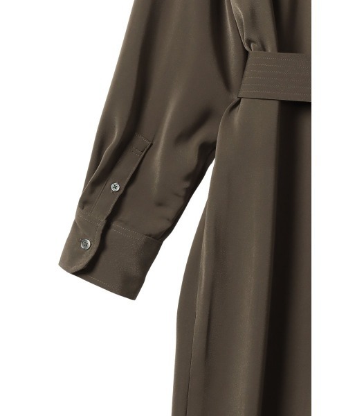 AMERICAN RAG CIE（アメリカンラグシー）の「サテンオールインワン（つなぎ/オールインワン・レディース・カーキ/グレイッシュベージュ・FREE）」の3枚目の写真