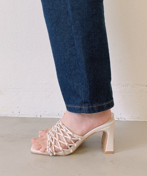 VANNIE U(ヴァニーユー)の「【S~LLサイズ展開】レザーメッシュサンダル(サンダル・レディース・ブラック/ベージュ/アイボリー・LL/S/M/L)」の18枚目の写真