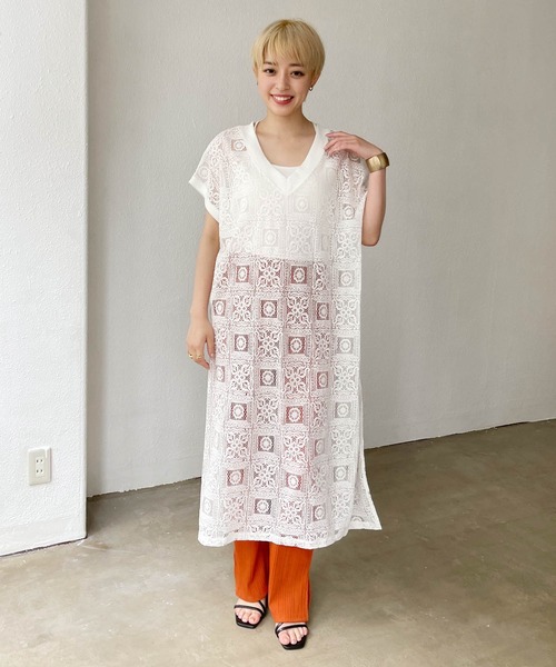 Shelly island（シェリーアイランド）の「前後2WAYタイルレースロングワンピース（ワンピース・レディース・ホワイト/ブラック・FREE）」の3枚目の写真