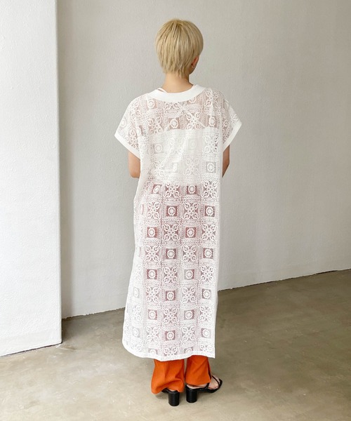 Shelly island（シェリーアイランド）の「前後2WAYタイルレースロングワンピース（ワンピース・レディース・ホワイト/ブラック・FREE）」の5枚目の写真