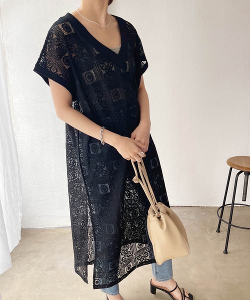 Shelly island（シェリーアイランド）の「前後2WAYタイルレースロングワンピース（ワンピース・レディース・ホワイト/ブラック・FREE）」の7枚目の写真