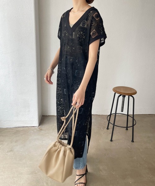 Shelly island（シェリーアイランド）の「前後2WAYタイルレースロングワンピース（ワンピース・レディース・ホワイト/ブラック・FREE）」の17枚目の写真