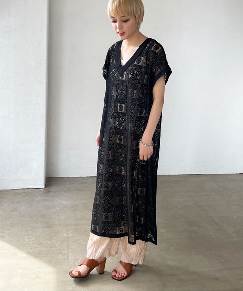 Shelly island（シェリーアイランド）の「前後2WAYタイルレースロングワンピース（ワンピース・レディース・ホワイト/ブラック・FREE）」の14枚目の写真