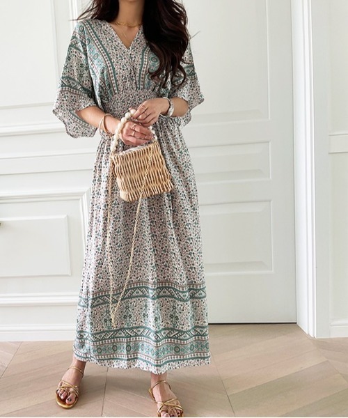 NANING9（ナンニング）の「NANING9 エスニックフラワーワンピース（ワンピース・レディース・グリーン/バイオレット・FREE）」の2枚目の写真