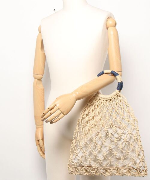 prose verse（プロズヴェール）の「手編みマクラメバッグ（トートバッグ・レディース・アイボリー/ブラック・ﾌﾘ-）」の6枚目の写真