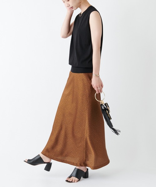 COLLAGE GALLARDAGALANTE(コラージュガリャルダガランテ)の「【OT】ヒールトングミュールサンダル(サンダル・レディース・ブラック/キャメル・37/38/36)」の5枚目の写真