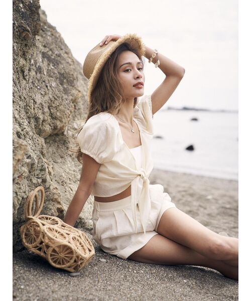 To the sea（トゥーザシー）の「フロントリボン2WAYショートトップス（シャツ/ブラウス・レディース・ベージュ/アイボリー/グリーン系その他・FREE）」の5枚目の写真