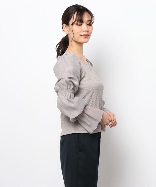 mysty woman（ミスティウーマン）の「シアキャンディスリーブ2WAYプルオーバー 218378（シャツ/ブラウス・レディース・オフホワイト/ブラック/ベージュ・FREE）」の10枚目の写真