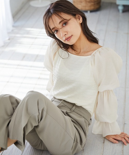 mysty woman（ミスティウーマン）の「シアキャンディスリーブ2WAYプルオーバー 218378（シャツ/ブラウス・レディース・オフホワイト/ブラック/ベージュ・FREE）」の2枚目の写真