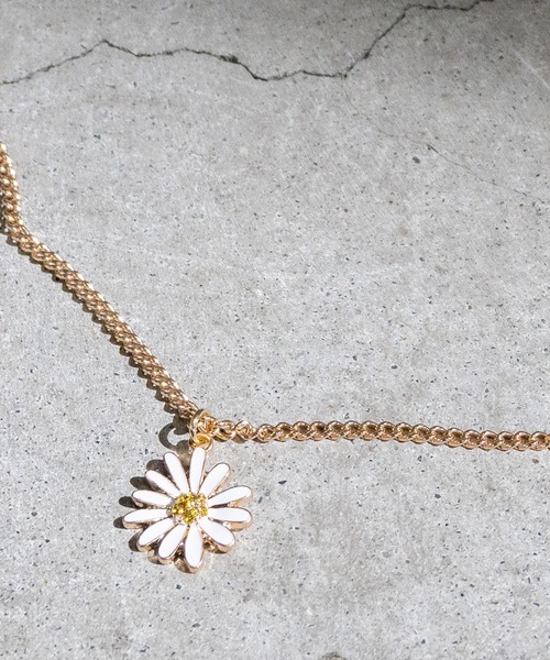 JOHN'S CLOSET(ジョンズクローゼット)の「【40】チャームネックレス(ネックレス・レディース・その他6/その他17/その他28/その他9/その他20/その他31/その他7/その他18/その他30/その他3/その他14/その他25/その他4/その他15/その他27/その他2/その他13/その他24/その他1/その他12/その他23/その他10/その他21・FREE)」の4枚目の写真