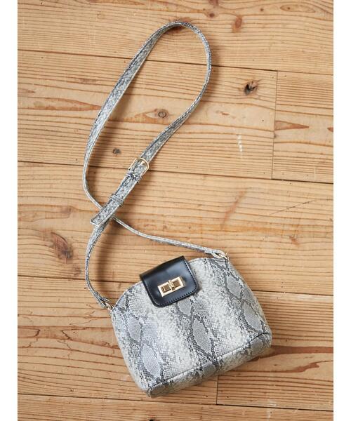 Green　Parks（グリーンパークス）の「・ヒネリカナグスクエアショルダー＊（トートバッグ・レディース・ベージュ/パイソン/ブラウン・FREE）」の12枚目の写真