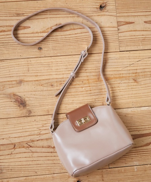 Green　Parks（グリーンパークス）の「・ヒネリカナグスクエアショルダー＊（トートバッグ・レディース・ベージュ/パイソン/ブラウン・FREE）」の3枚目の写真