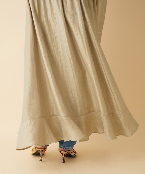 MADEMOISELLE ROPE'（マドモアゼル ロペ）の「ウエストシェイプメタリックワンピース（ワンピース・レディース・ベージュ/グリーン・38）」の17枚目の写真