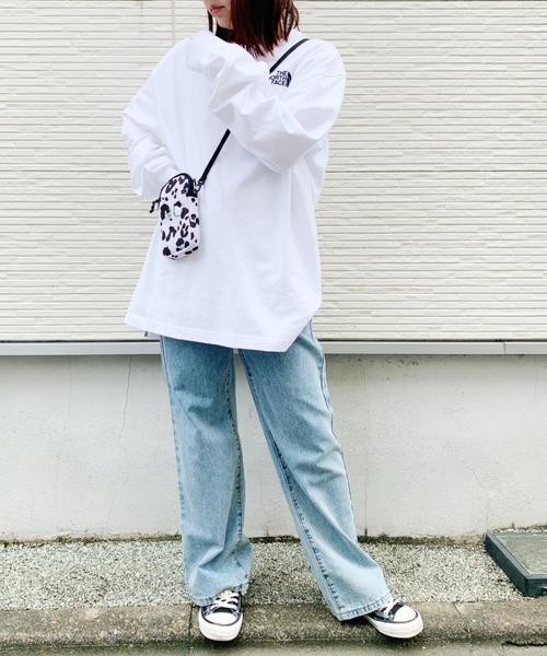 THE NORTH FACE(ザノースフェイス)の「THE NORTH FACE(ザ・ノースフェイス)/COMFY ロングスリーブTEE ロンT(Tシャツ/カットソー・レディース・ホワイト/ブラック・M/L/XL/XXL)」の8枚目の写真
