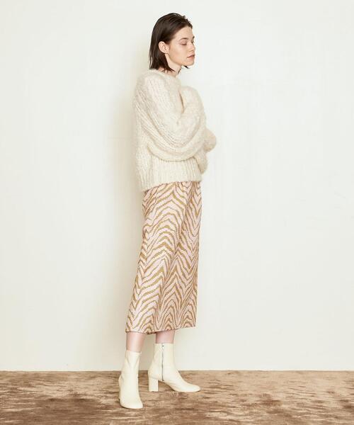 AEWEN MATOPH(イウエン マトフ)の「<AEWEN MATOPH(イウエン マトフ)>ゼブラ/ジャカード セミタイトスカート(スカート・レディース・ベージュ・36/34/38)」の2枚目の写真