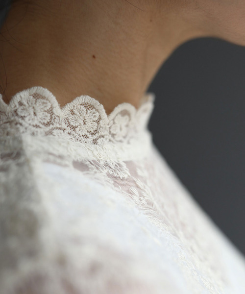 cawaii（カワイイ）の「上手く肌を隠したい日の総レースインナーハイネックトップス（Tシャツ/カットソー・レディース・アイボリー・FREE）」の7枚目の写真