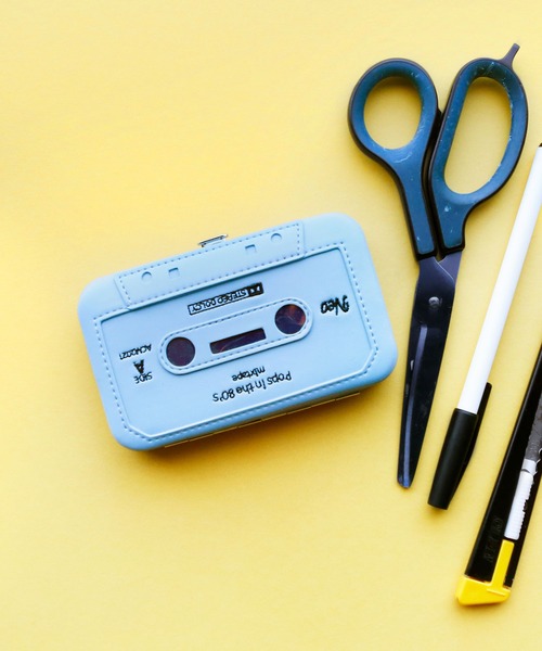 ACCOMMODE（アコモデ）の「カセットテープカードケース（カードケース・レディース・オレンジ/ブルー/イエロー/グリーン・FREE）」の3枚目の写真
