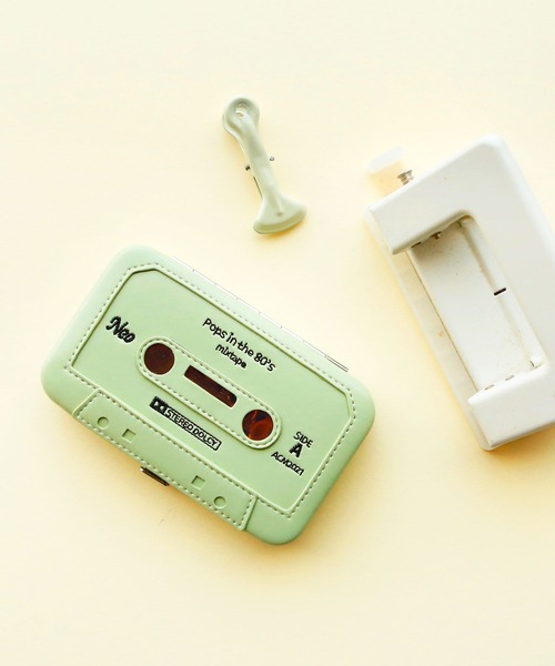 ACCOMMODE（アコモデ）の「カセットテープカードケース（カードケース・レディース・オレンジ/ブルー/イエロー/グリーン・FREE）」の2枚目の写真